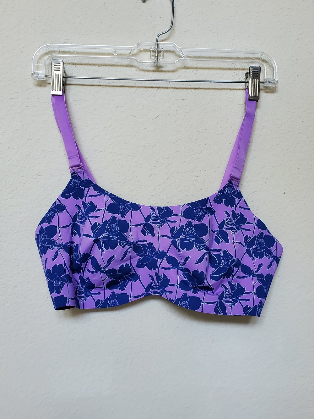knix Purple Floral Wireless Bra with Navy Print.  Size 4